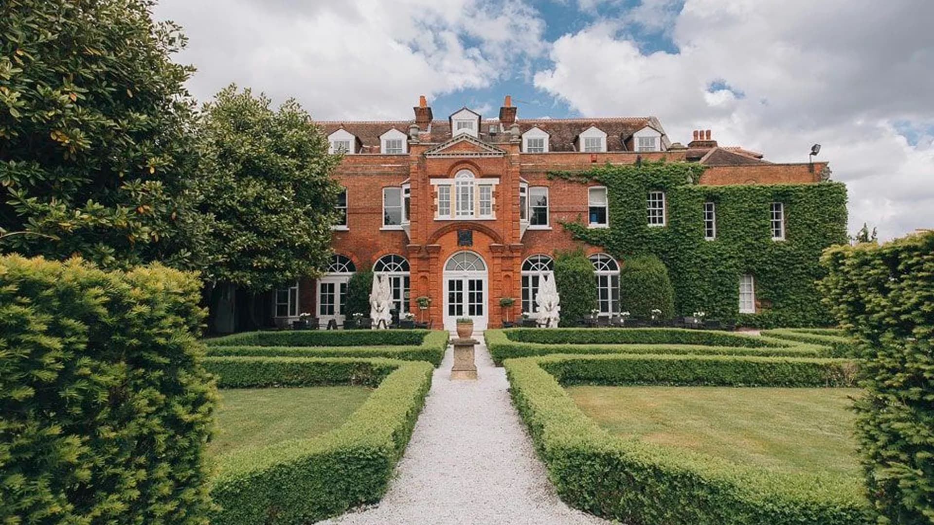 Littleton Park House, Shepperton Studios, event venue wedding venue in Spelthorne, Surrey