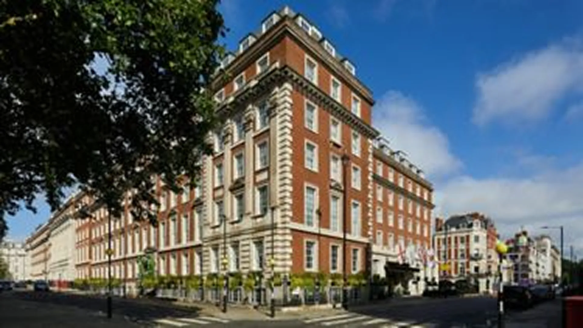 London Marriott Hotel, hotel wedding venue in Westminster, Westminster