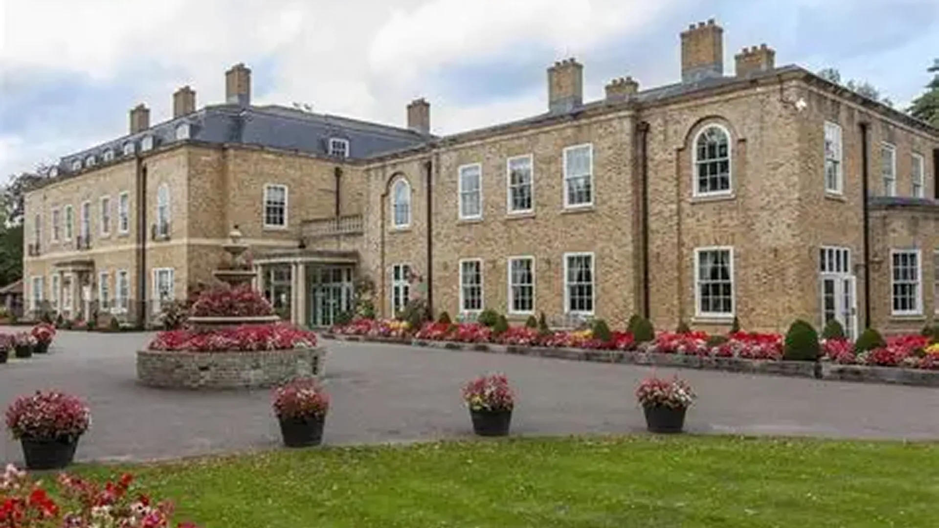 Orsett Hall, hotel wedding venue in Thurrock, Thurrock
