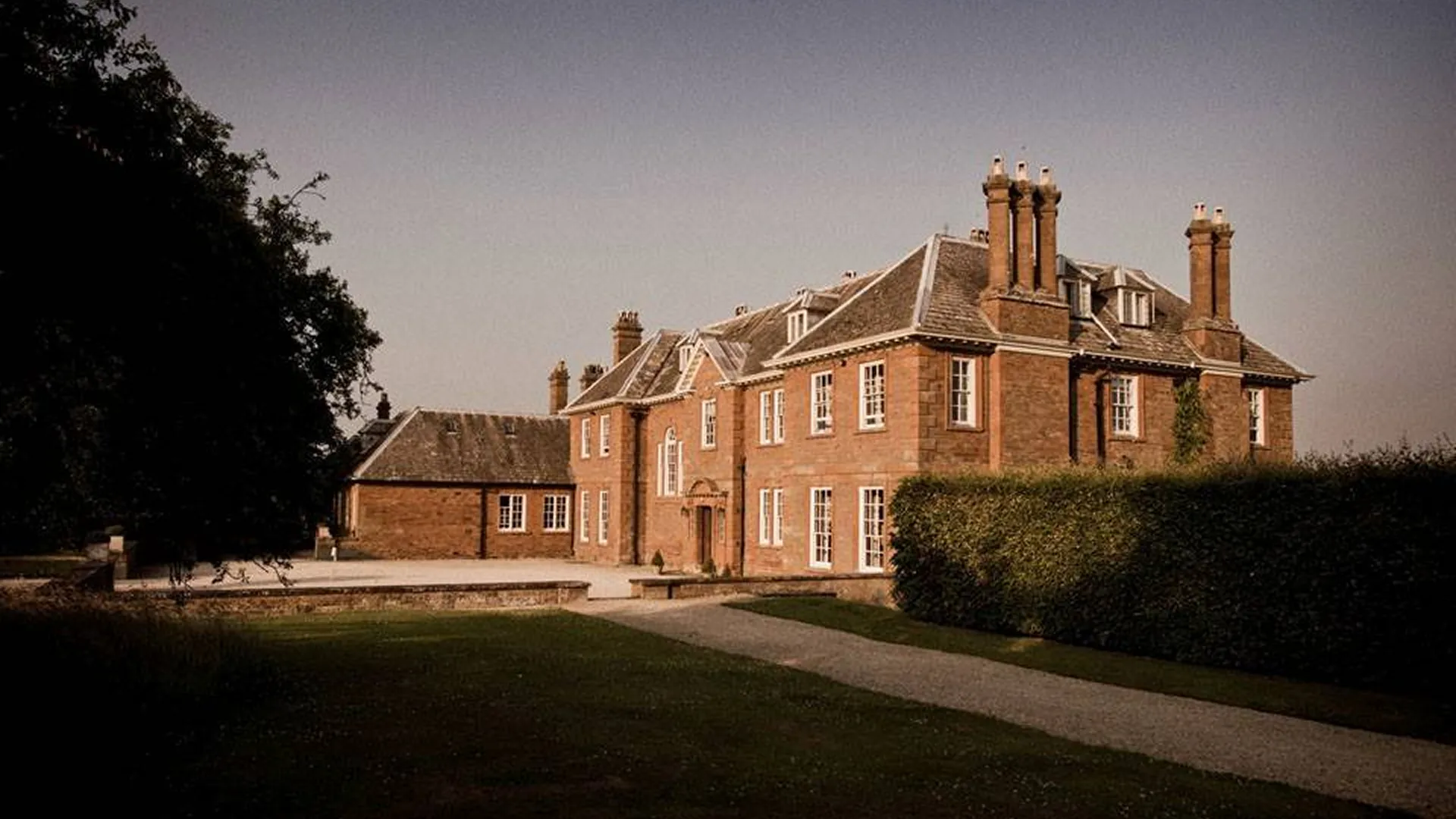 Poundon House, country house wedding venue in Poundon, Buckinghamshire