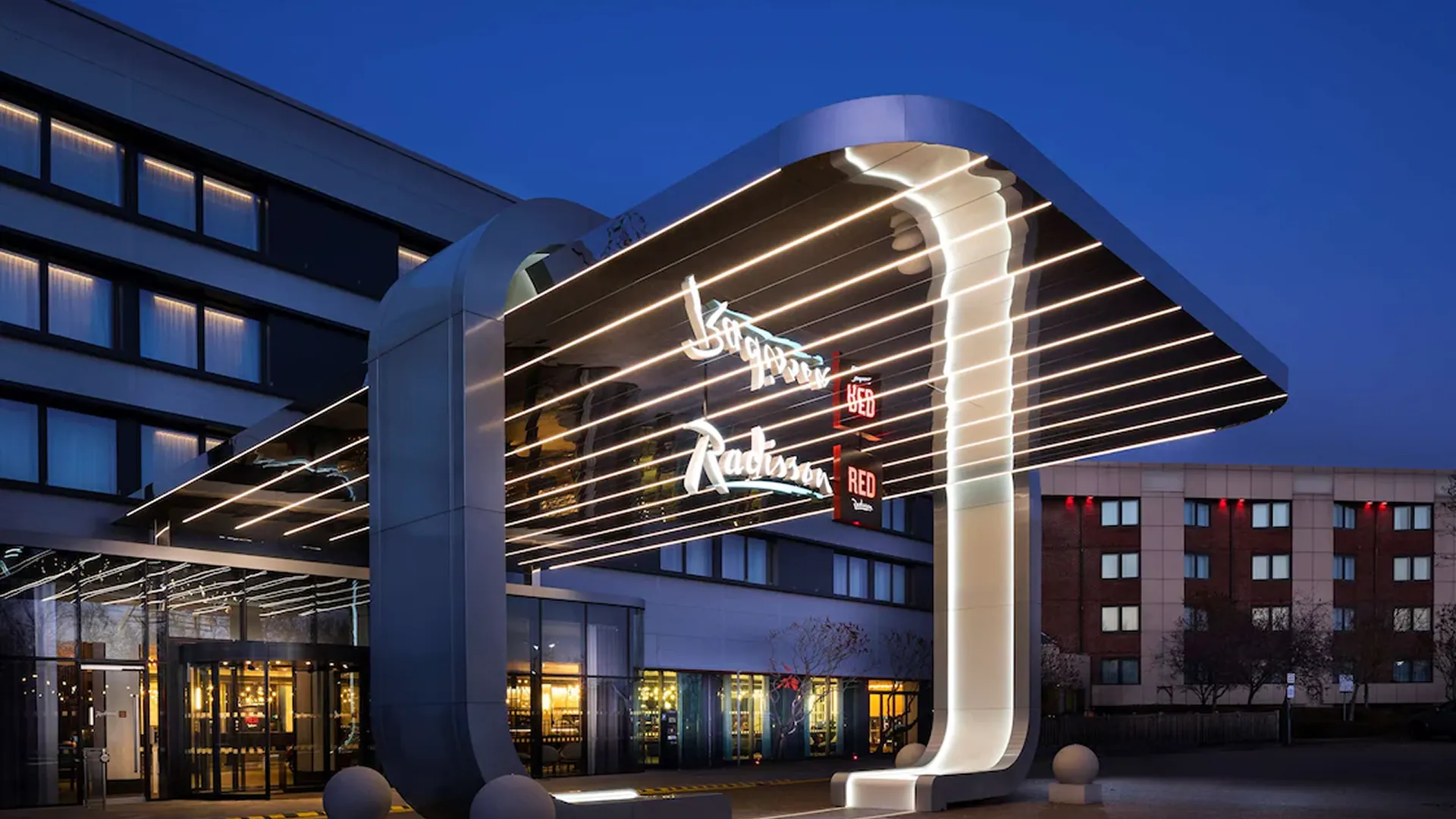 Radisson RED Heathrow, hotel wedding venue in Hillingdon, Hillingdon