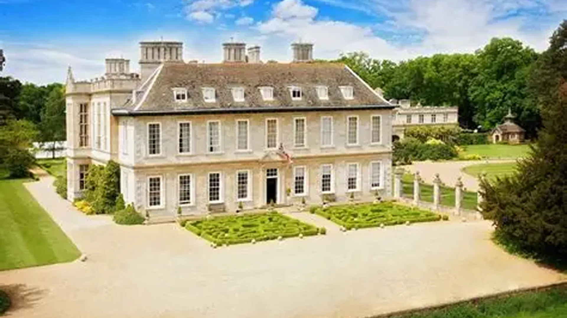 Stapleford Park, country house wedding venue in Freeby, Leicestershire