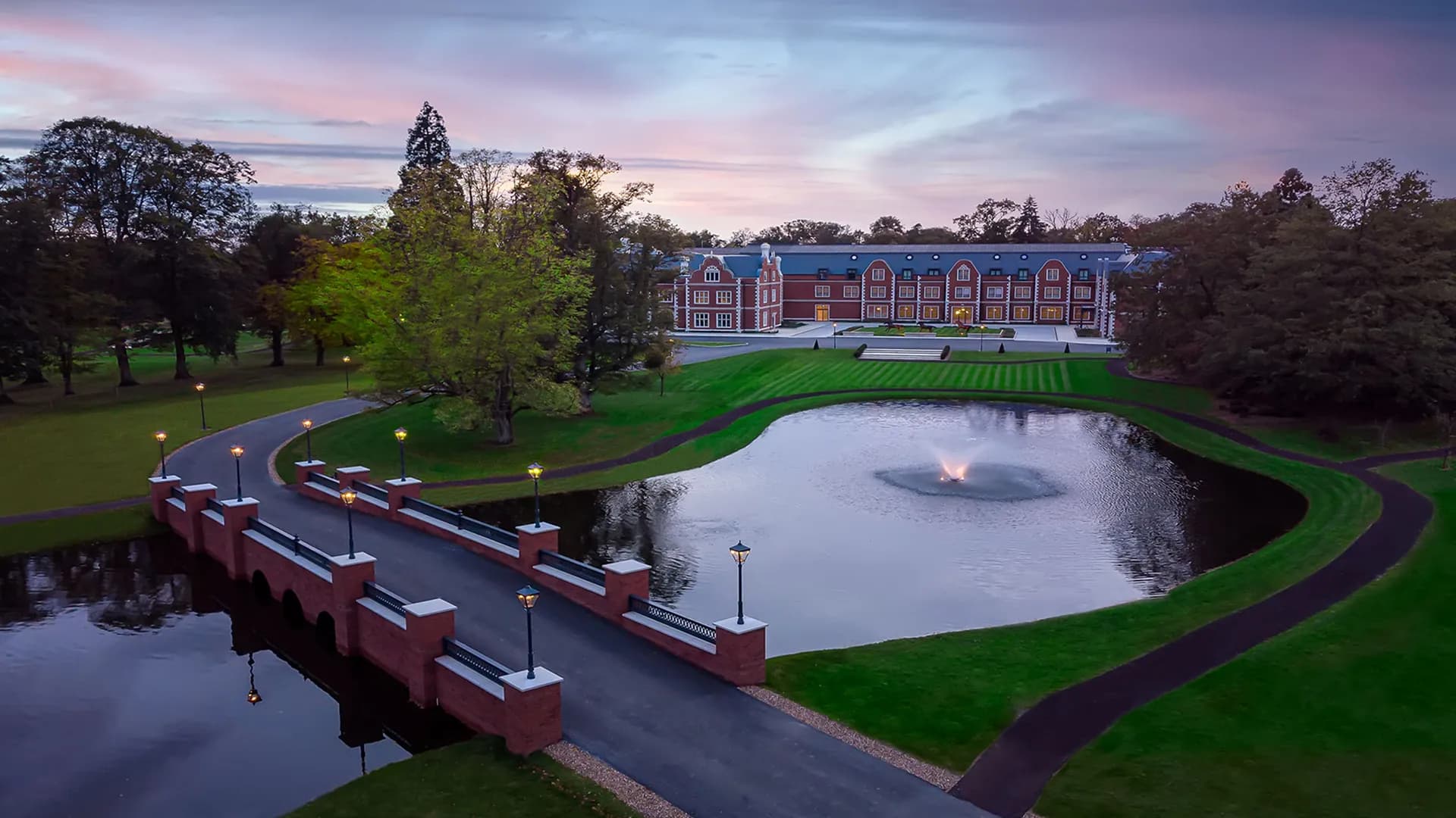 The Fairmont Windsor Park, hotel wedding venue in Runnymede, Surrey